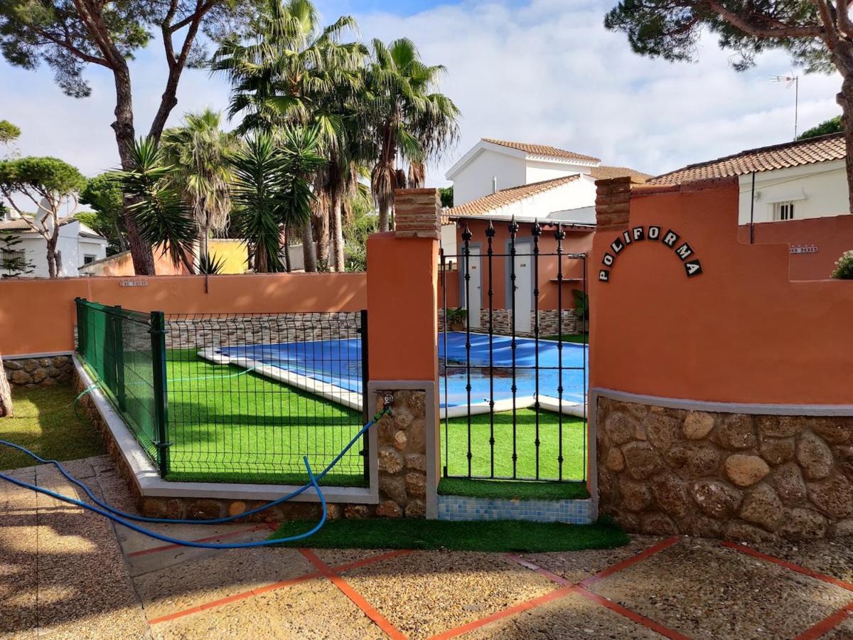 Chalet Los Pinos Con Piscina Privada Ново-Санкті-Петрі Екстер'єр фото